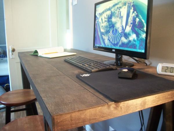 sawhorse desk 15