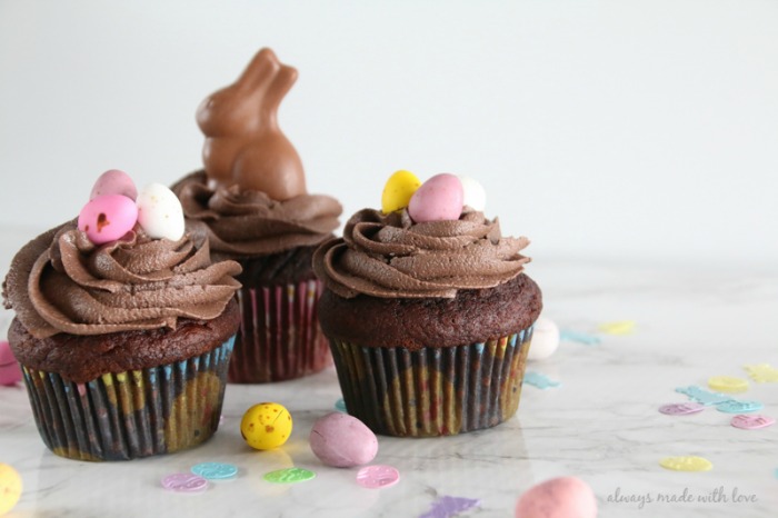 Caramello-Filled-Easter-Cupcakes-2
