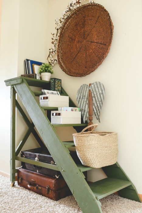 green-ladder-bookshelf-5-of-8